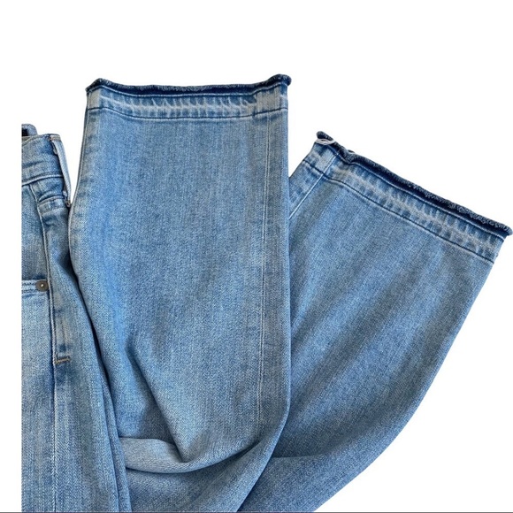 Citizens of Humanity Emerson Cropped Slim Boyfriend Lightwash Jeans Size 32 - Picture 9 of 13